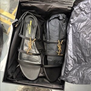 SAINT LAURENT
Cassandra Calfskin Ysl Slingback Sandals Authentic 39.5